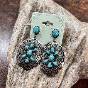 Silver Oval Concho Western Dangle Earrings Turquoise